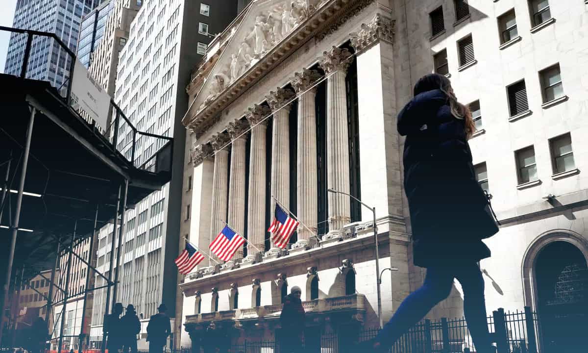 Wall Street cierra con ganancias impulsado por los sólidos resultados de las tecnológicas