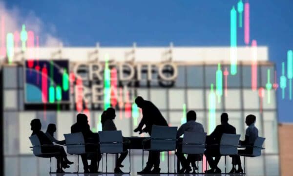 Accionistas de Credito Real piden revisar auditorías de la firma Deloitte