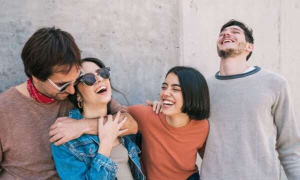 Millennials: 73% de los adultos jóvenes viven ‘al día’, según reportes