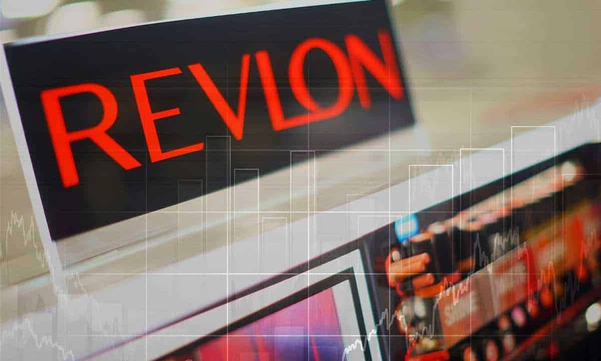 Revlon sale de la quiebra después de entregar el control de la empresa a sus acreedores