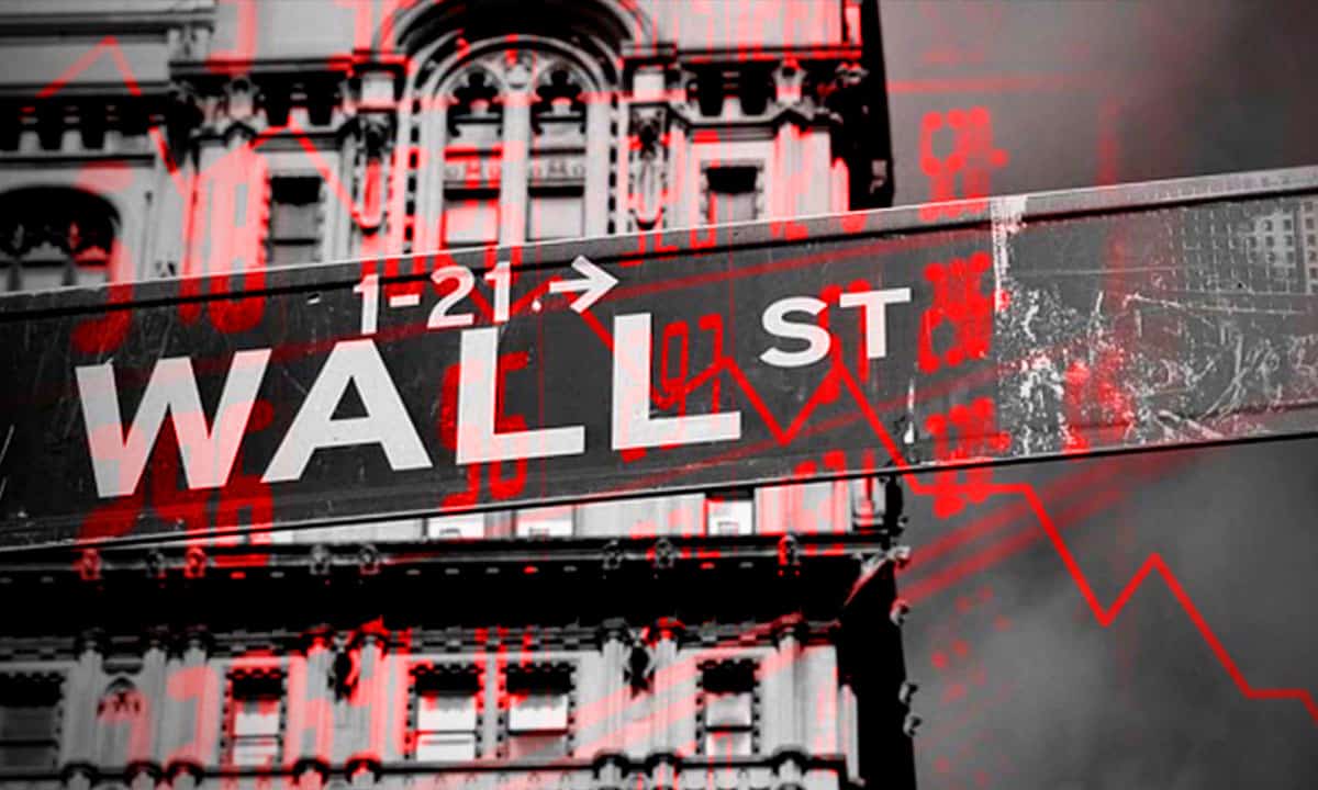 Wall Street se hunde al cierre, arrastrado por crecientes temores sobre el techo de la deuda