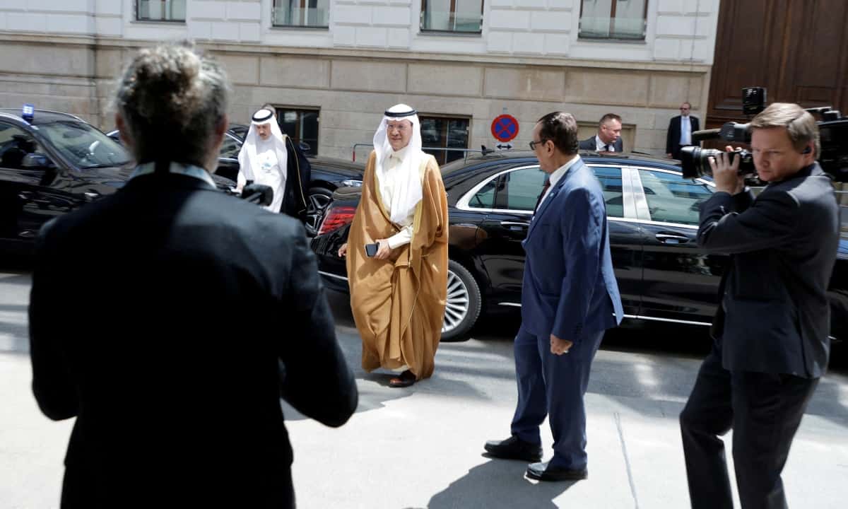 Arabia Saudita reducirá su producción de petróleo en julio y la OPEP prorroga el acuerdo hasta 2024