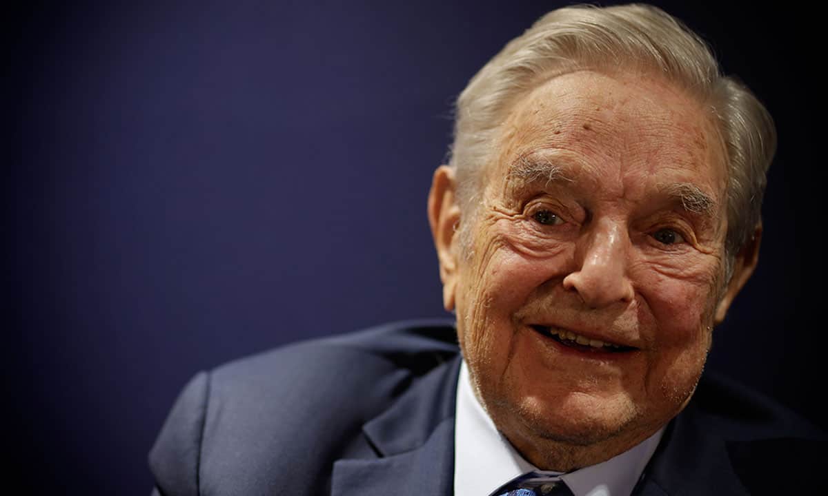 El millonario George Soros cede el control de su imperio de 25,000 mdd a su hijo menor Alexander