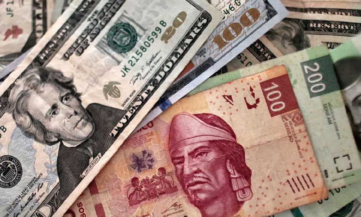 El peso mexicano registra jornada plana frente al dólar, pero finaliza una semana de pérdidas