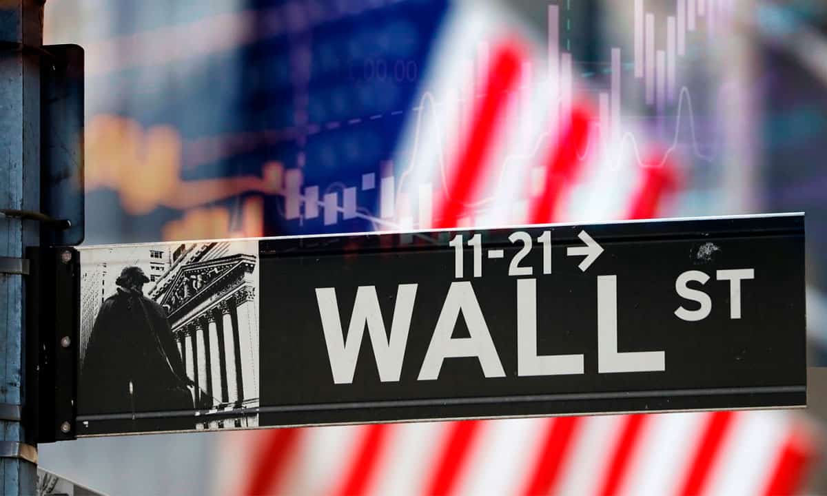 Wall Street cierra en verde luego de que los datos económicos de EU inyectaran confianza al mercado
