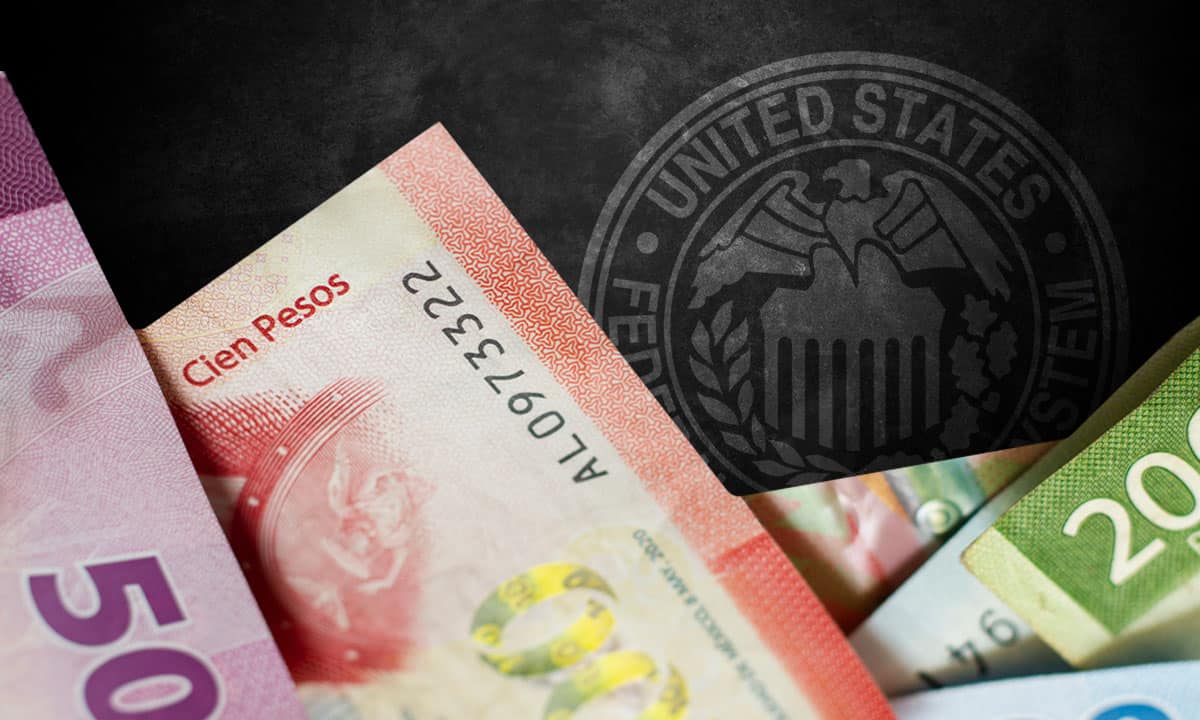 El peso mexicano cierra con ligeras pérdidas; cotiza en 17.08 por dólar