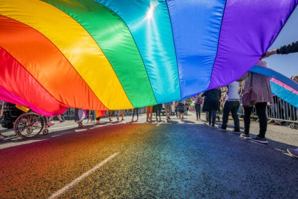 Bandera-LGBTQ+empresas diversas-FEMSA
