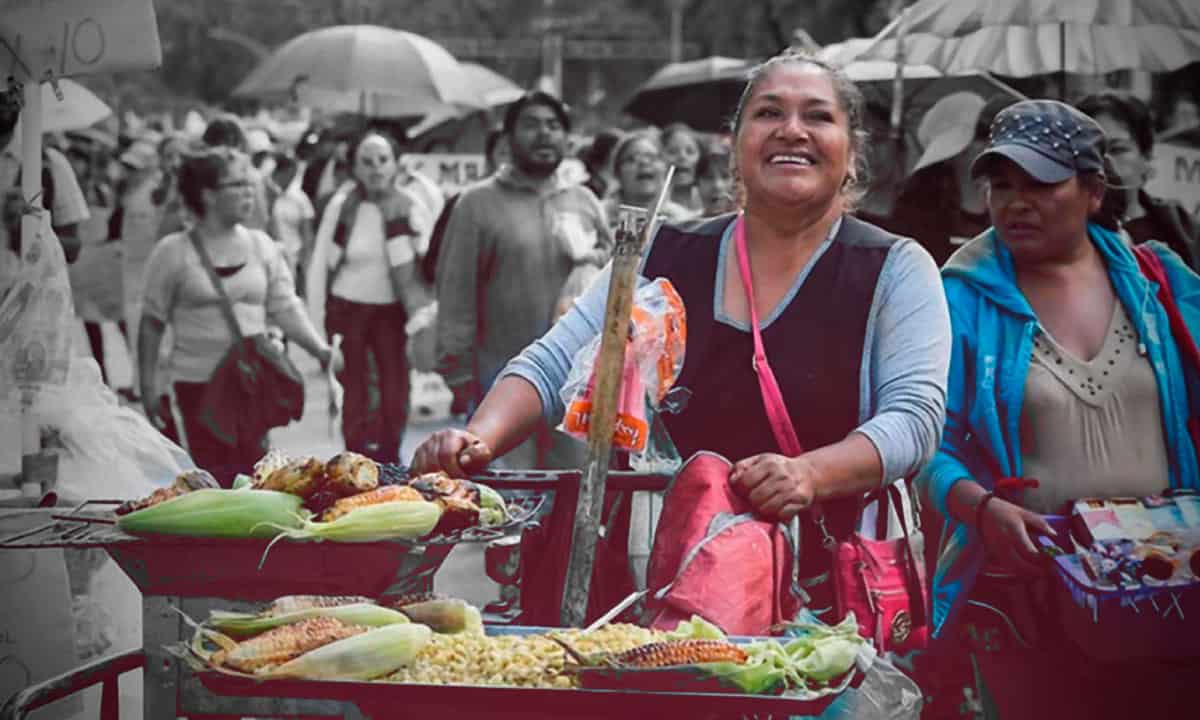 Más de 54% de las mujeres mexicanas labora en la economía informal