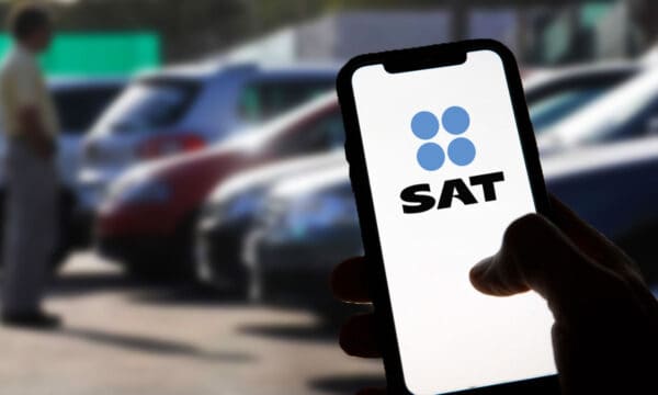 SAT: Así podrían multarte por no declarar la venta de un auto usado