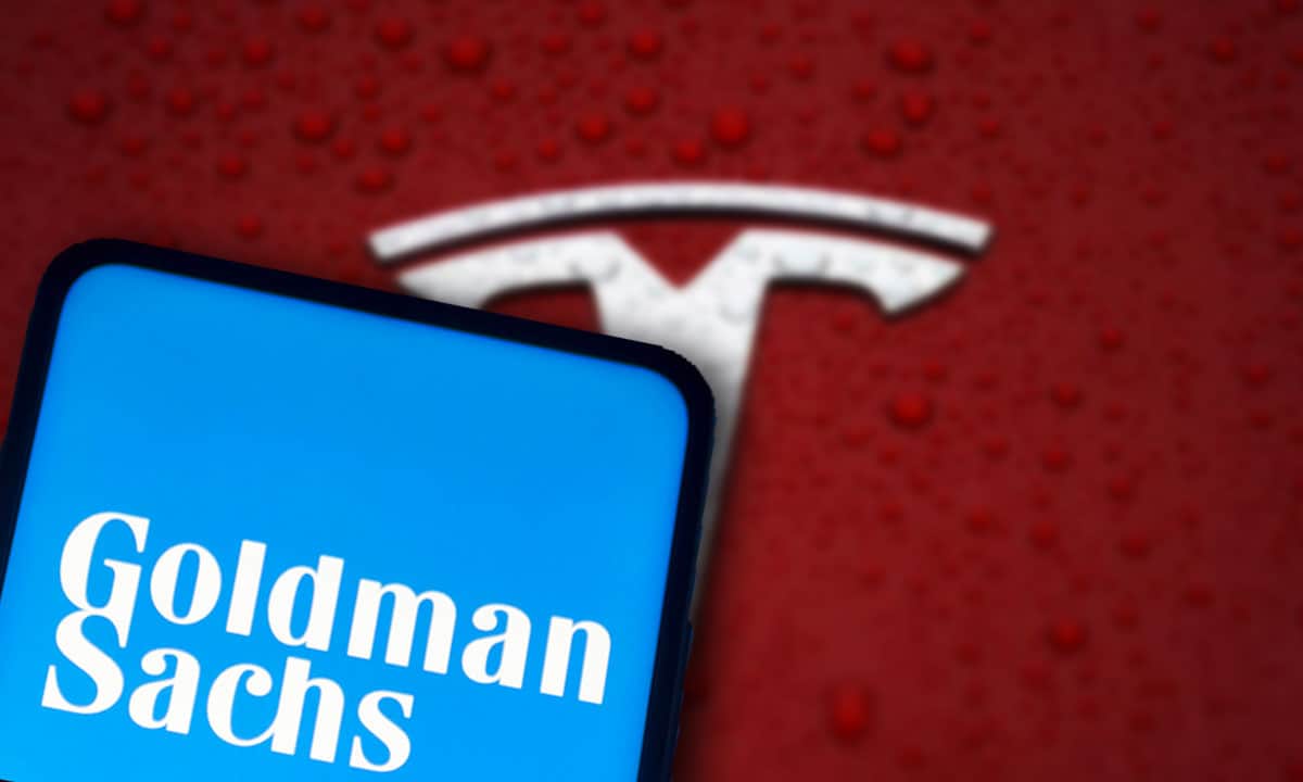 Goldman Sachs se une a los corredores menos optimistas sobre las acciones de Tesla y rebaja su calificación