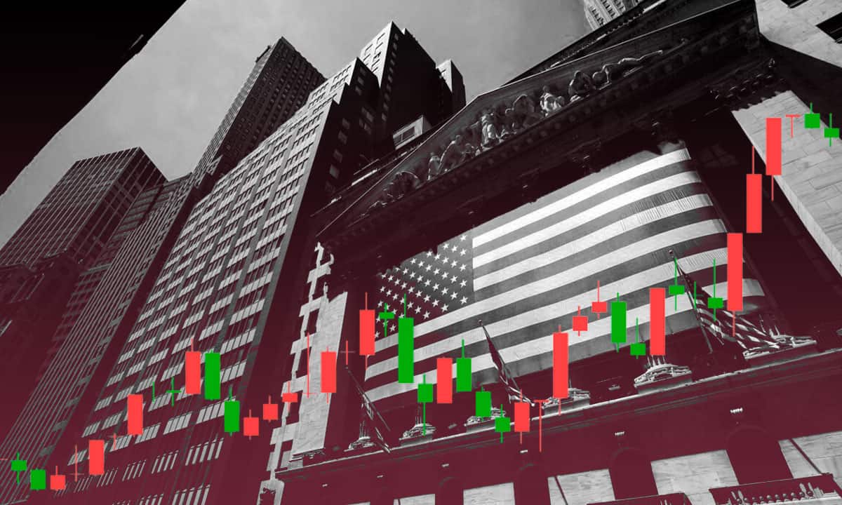 Wall Street cierra mixto, luego de que la Fed anunciara más aumentos a la tasa en el futuro