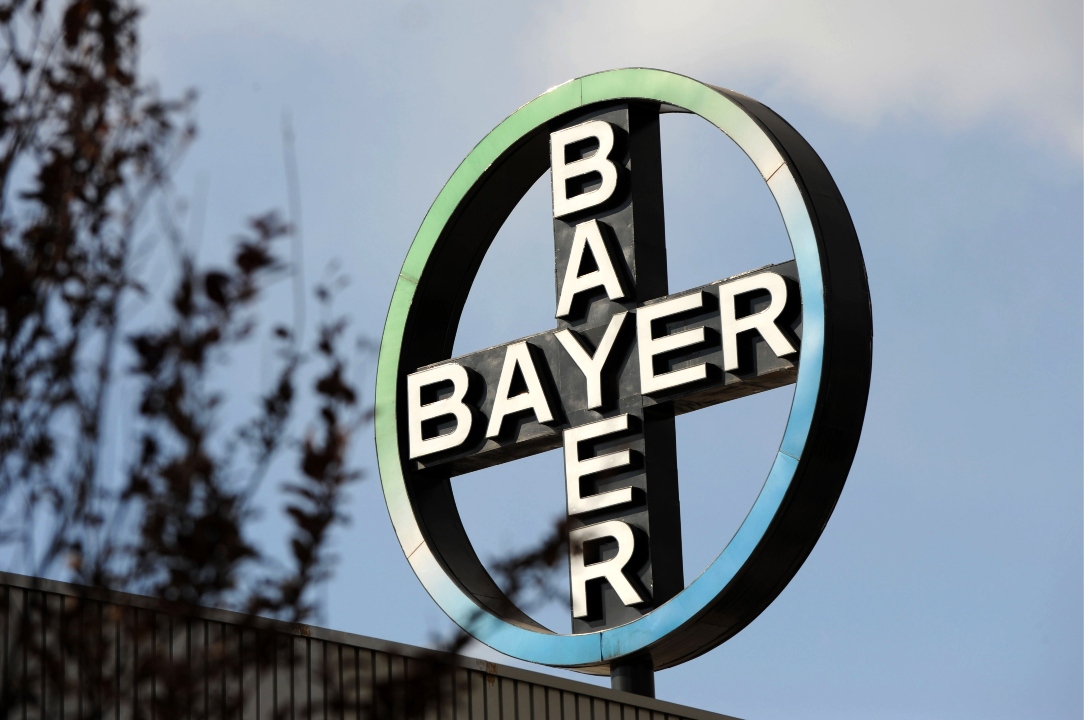 Demanda débil de glifosato recorta la perspectiva de ganancias de Bayer