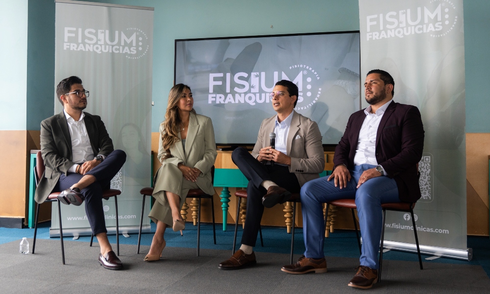 Fisium Franquicias celebra lanzamiento oficial en el mercado de la fisioterapia en México
