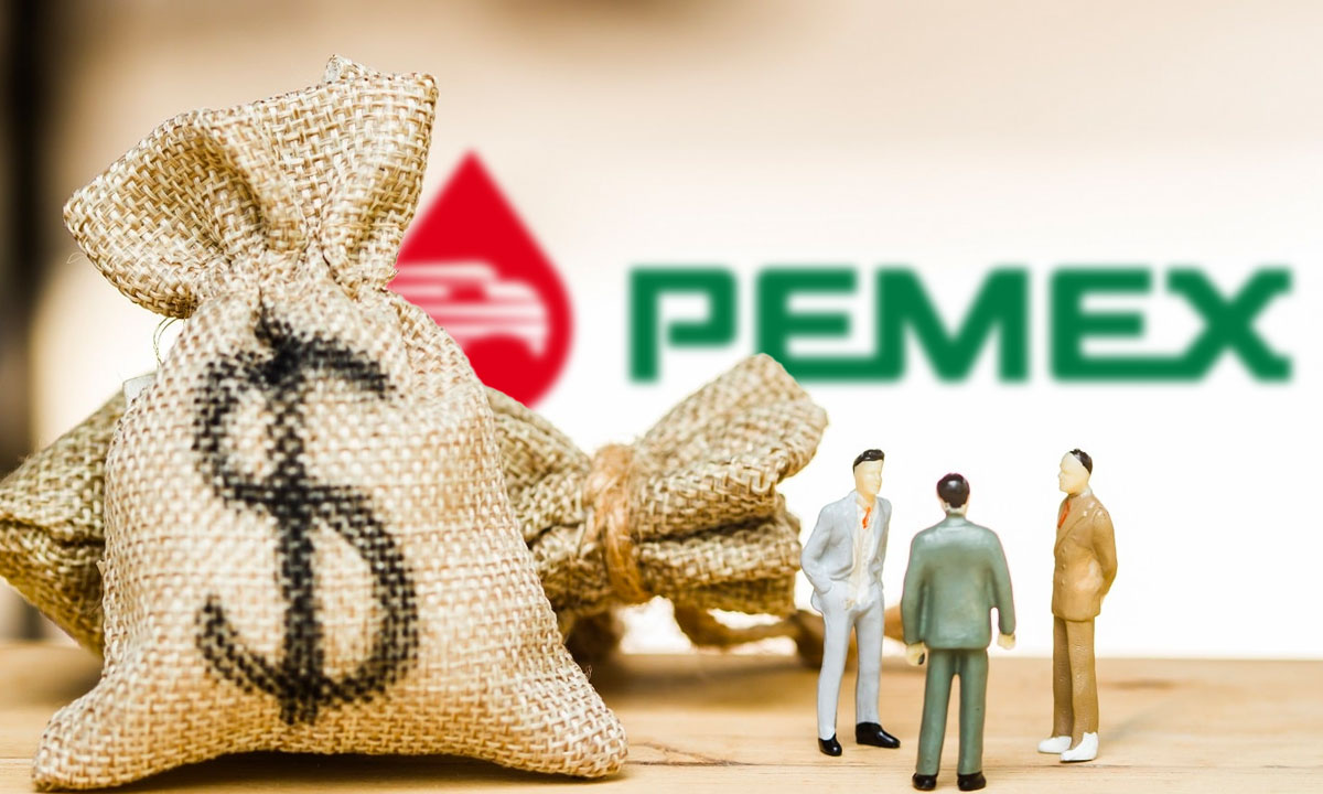 Endeudamiento de Pemex propicia la proliferación de ‘coyotes’ que prometen acelerar los pagos