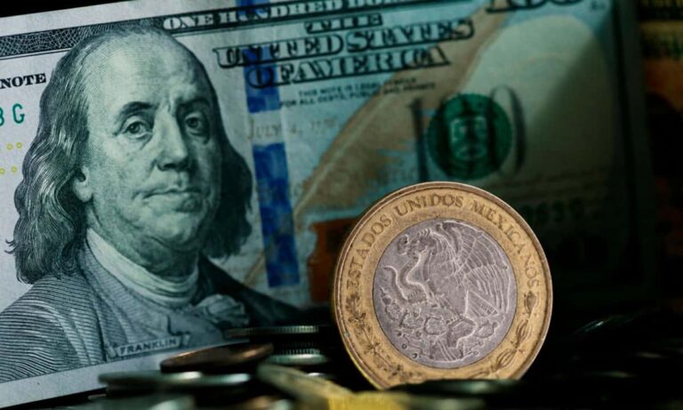 Peso mexicano cierra una jornada plana tras publicación del PIB de China