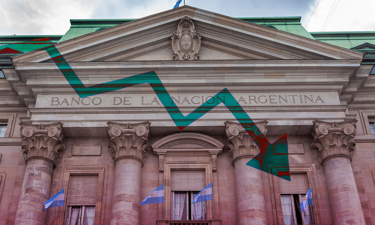 Argentina anuncia devaluación de su moneda tras sorpresivos resultados en elecciones primarias
