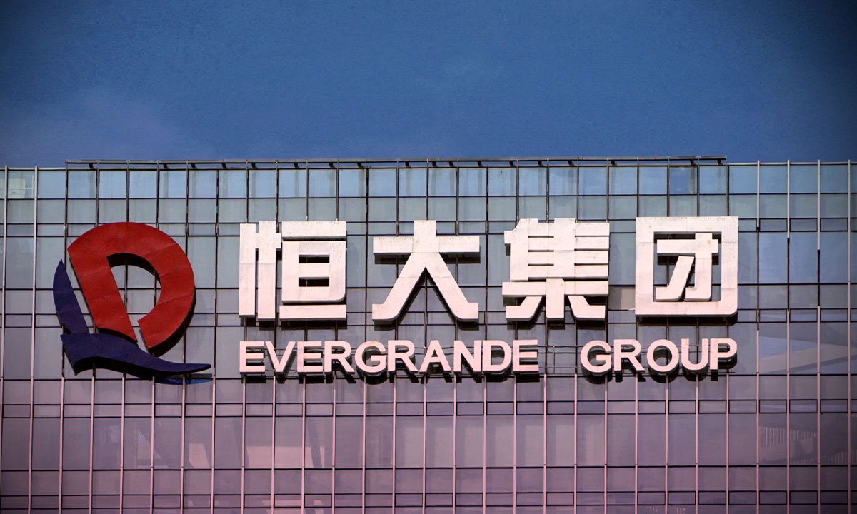 La china Evergrande pierde 2,200 mdd de su valor a medida que se reanuda en comercio