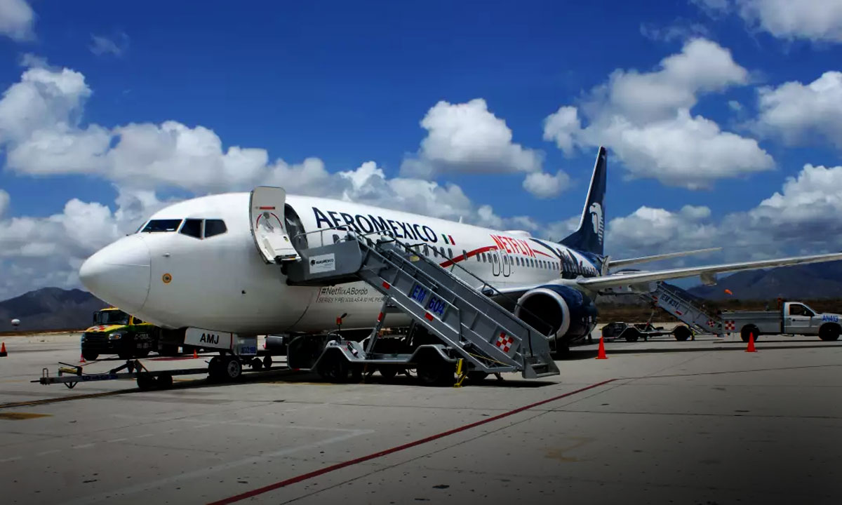 Aeroméxico transporta 2.39 millones de viajeros en julio, 16% más que en el año previo