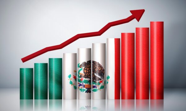 Nearshoring y economía de EU dan dinamismo a México: Moody’s