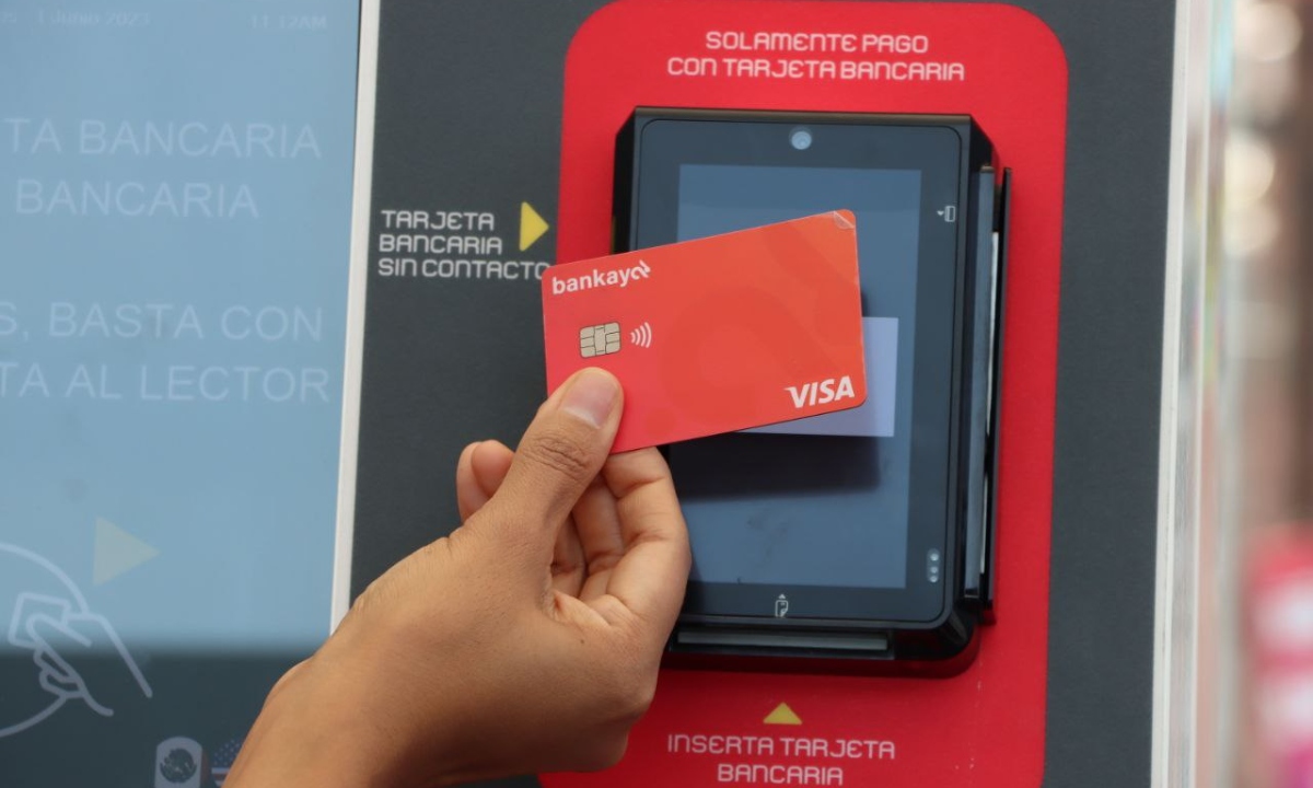 96% de los mexicanos que viajan en transporte público quieren pagar su pasaje sin contacto