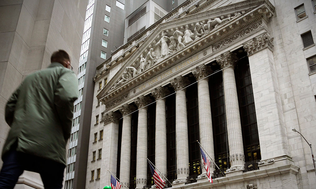 Wall Street cierra en verde a la espera de las decisiones de los bancos centrales