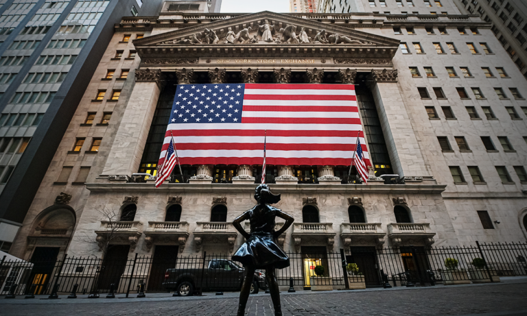 Wall Street entrega resultados mixtos ante una inflación en EU que deja la puerta abierta a la Fed
