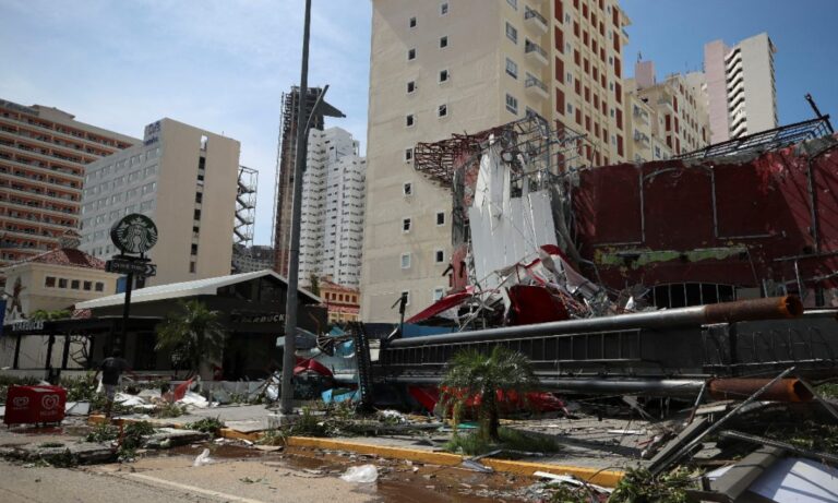 Asistentes a la Convención Internacional de Minería son evacuados de Acapulco tras el paso de Otis