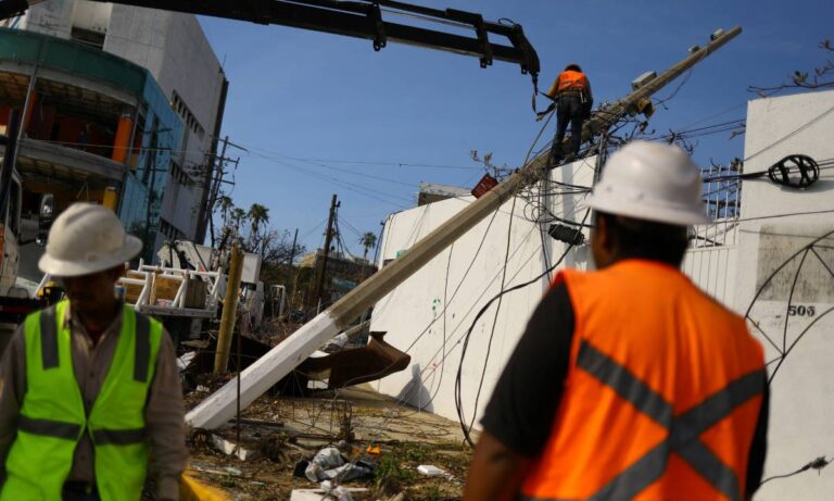 Huracán Otis: CFE restablece 93% de la electricidad en Guerrero