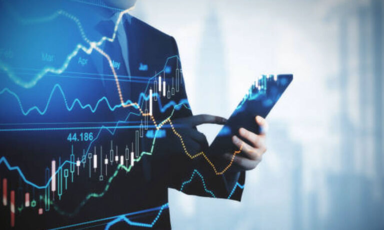 Wall Street se pinta de verde ante especulación sobre recortes de la Fed en 2024