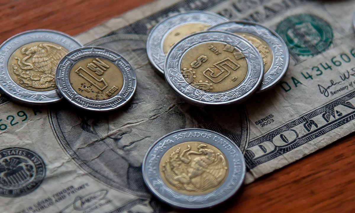 Peso mexicano se aprecia este viernes y concreta su mejor semana en más de un mes