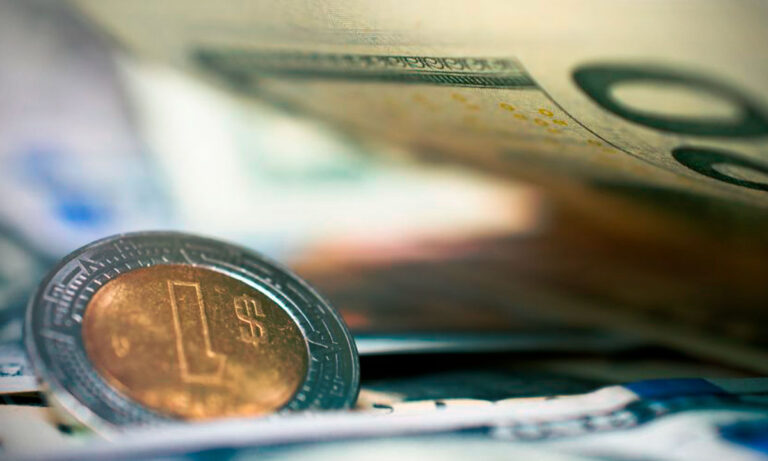 Peso mexicano pierde en la jornada, pero tiene una apreciación semanal de 0.81%