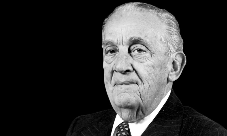 ¿Qué relación tiene la familia Garza Sada con la Universidad de Monterrey?