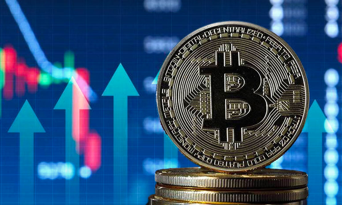 Bitcoin comienza el año con fuerza y supera los 45,000 dólares