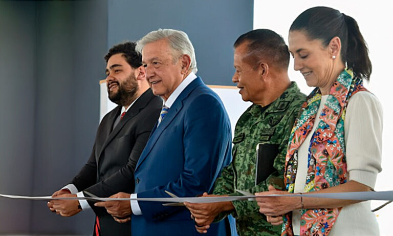 AMLO continuará con la inauguración de sus proyectos; plantea gira con Claudia Sheinbaum