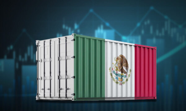 Exportaciones mexicanas alcanzan récord pero hay retos en el panorama