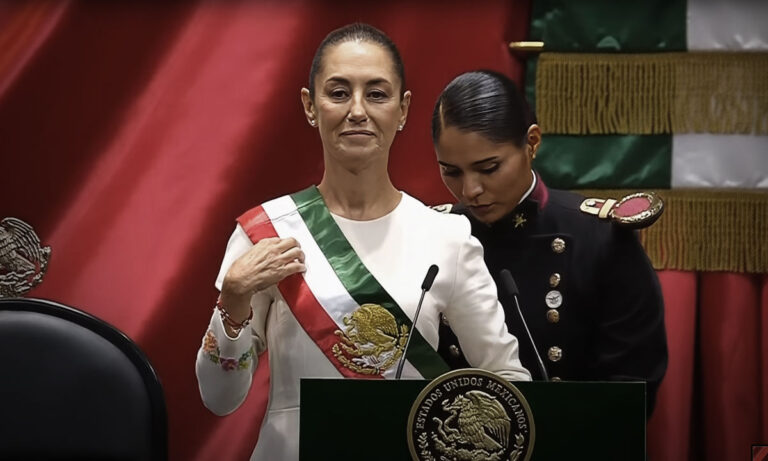 Claudia Sheinbaum rinde protesta: Es tiempo de mujeres, no llego sola, llegamos todas