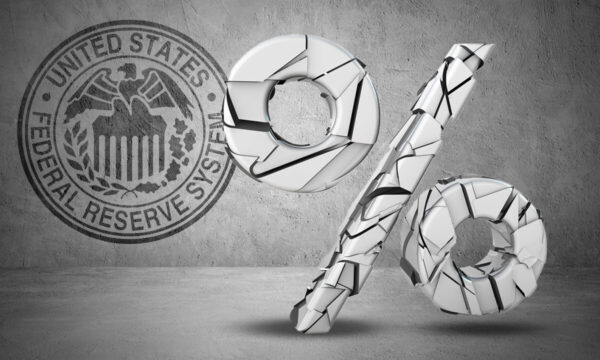 Fed se mueve con cautela: realiza segundo recorte consecutivo y ubica la tasa entre 4.5% y 4.75%