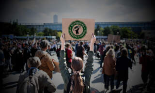 Sindicato de Starbucks autoriza una posible huelga mientras continúan las negociaciones