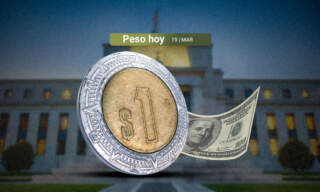 Peso mexicano cede ante el dólar en la antesala de la decisión de la Fed