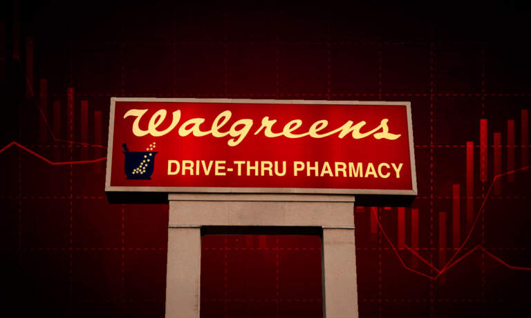 Walgreens, dueña de Farmacias Benavides, va por privatización