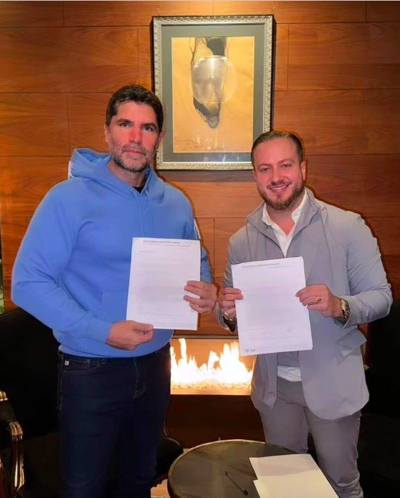 A finales de junio de 2024, seguidores de Billions Trade Club informaron que el empresario Shakib Hamden y el actor Eduardo Verástegui firmaron un acuerdo para producir la CPAC México 2024.