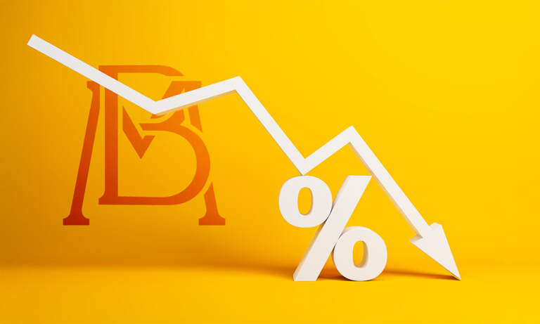 Banxico metería ‘freno de mano’ en recortes a la tasa por repunte de la inflación