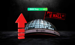 BMV sube y Wall Street cede al pendiente del proyecto de ley de presupuesto de Estados Unidos