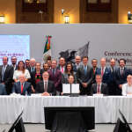 Claudia Sheinbaum firma acuerdo con la ANTAD para vender más productos ‘Hecho en México’