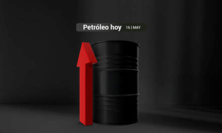 Petróleo sube y perfila ganancias semanales; las presiones por el aumento de suministro persisten