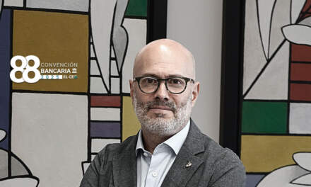 Queremos ser un banco digital con sucursales en México: CEO de Santander