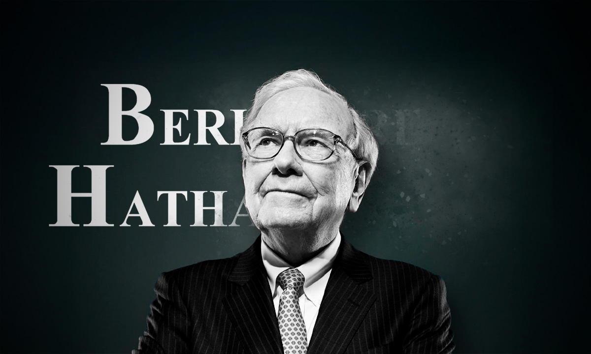 Acciones de Berkshire Hathaway caen tras dimisión de Warren Buffett como CEO