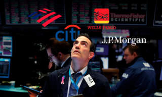 Acciones de los bancos de Estados Unidos suben tras superar la prueba de estrés de la Fed