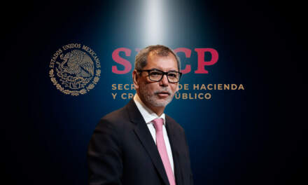 Gobierno se ‘aprieta el cinturón’; gasta menos de lo previsto en el año