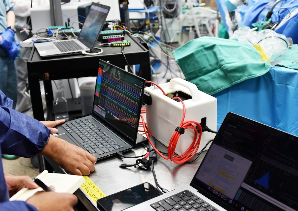 Implante cerebral de Paradromics se coloca en humanos por primera vez